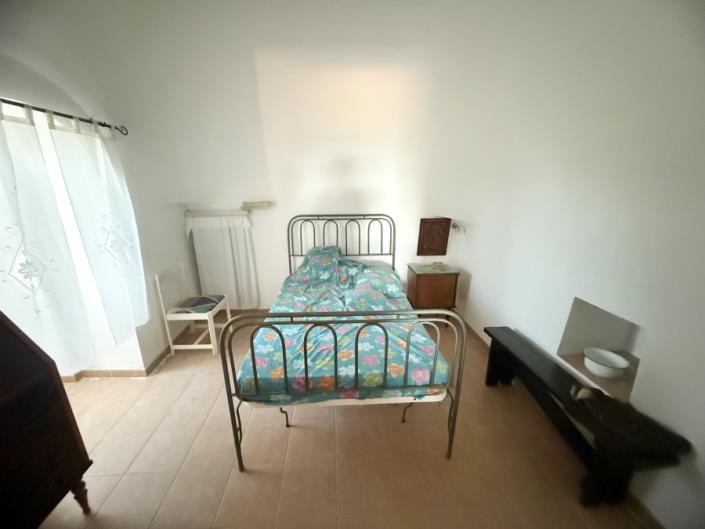 Image No.37-2 Bed Villa for sale