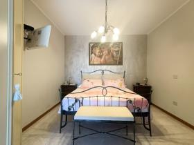 Image No.2-Appartement de 2 chambres à vendre à Corropoli
