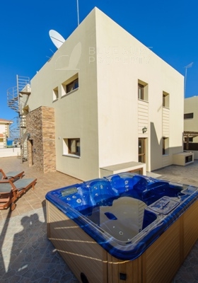 Image No.5-3 Bed Villa for sale