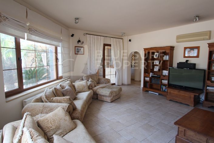 Image No.6-Villa de 6 chambres à vendre à Protaras