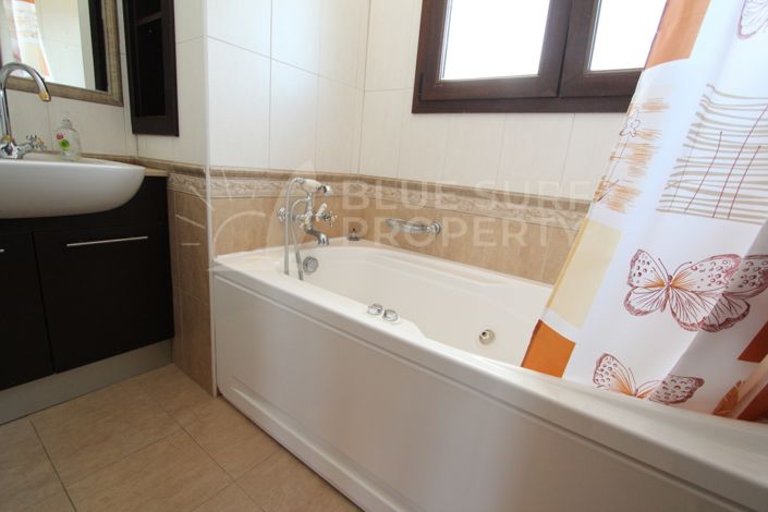 Image No.21-4 Bed Villa for sale