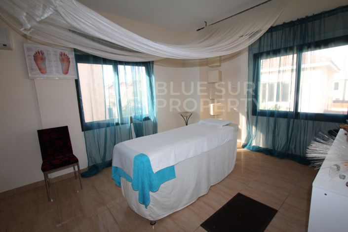 Image No.13-Propriété de 3 chambres à vendre à Xylofagou