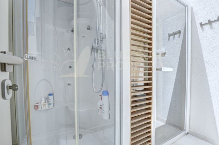 Image No.21-Villa de 7 chambres à vendre à Ayia Thekla