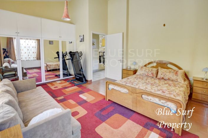 Image No.11-Villa de 4 chambres à vendre à Paralimni