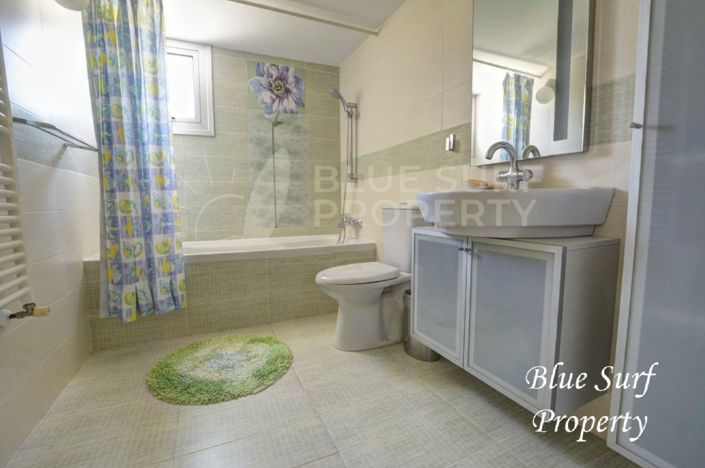 Image No.16-Villa de 4 chambres à vendre à Paralimni