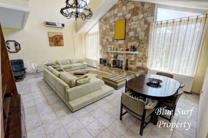 Image No.3-Villa de 4 chambres à vendre à Paralimni