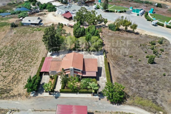 Image No.34-Villa de 4 chambres à vendre à Paralimni