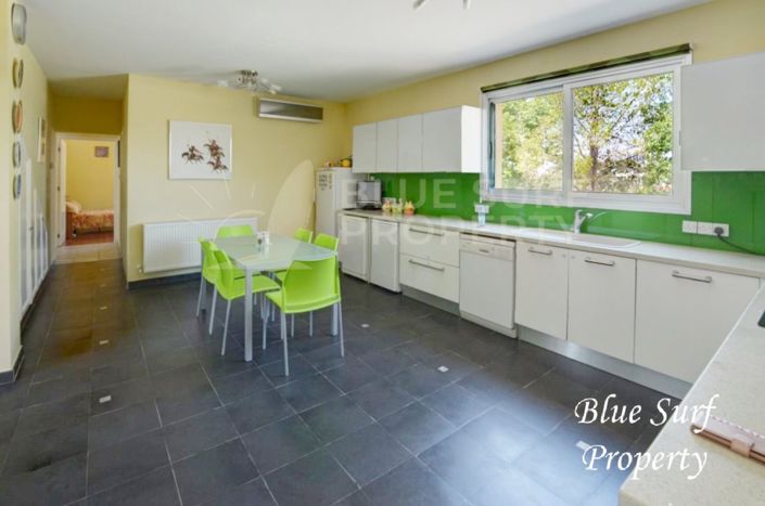 Image No.6-Villa de 4 chambres à vendre à Paralimni