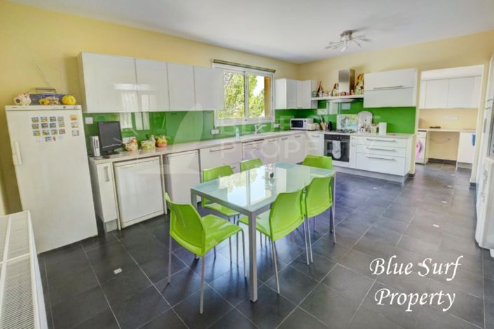 Image No.7-Villa de 4 chambres à vendre à Paralimni