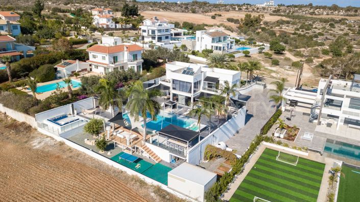 Image No.36-Villa de 5 chambres à vendre à Famagusta