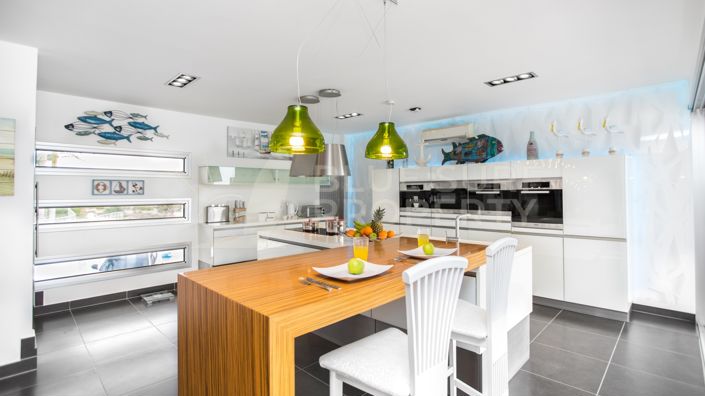 Image No.9-Villa de 5 chambres à vendre à Famagusta