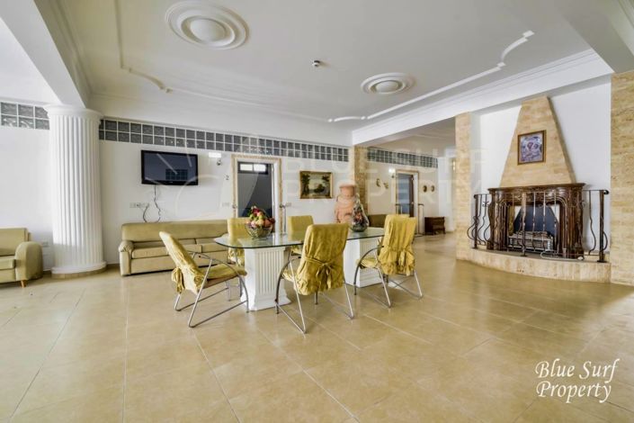 Image No.11-21 Bed Villa for sale