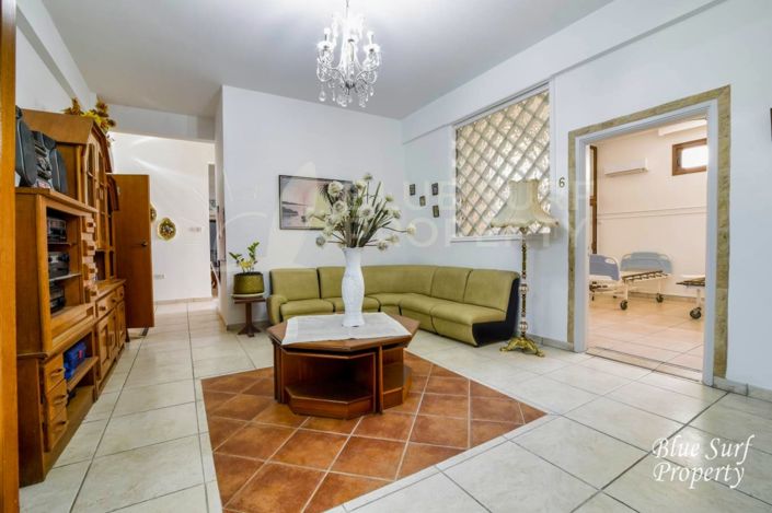 Image No.14-21 Bed Villa for sale