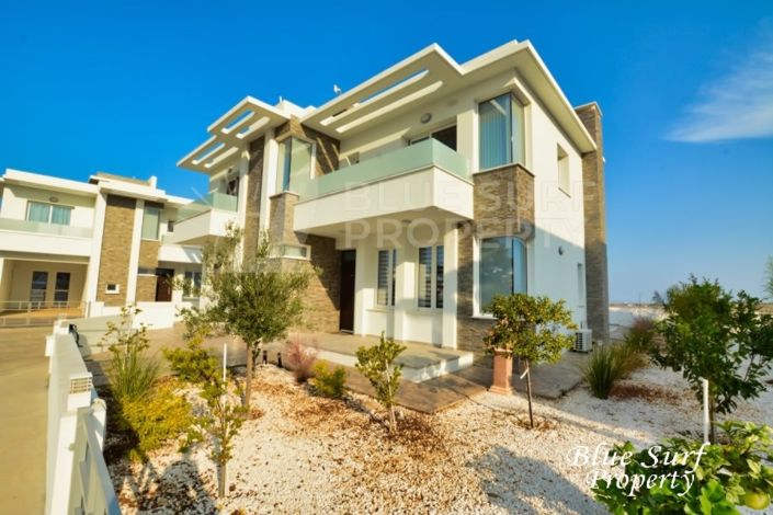 Image No.3-4 Bed Villa for sale