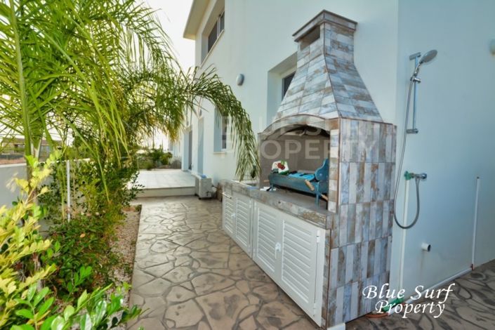 Image No.36-Villa de 4 chambres à vendre à Paralimni