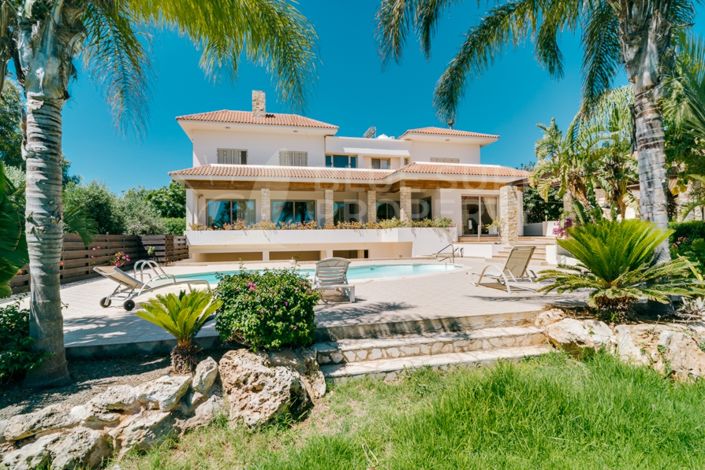 Image No.3-7 Bed Villa for sale