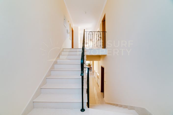 Image No.31-7 Bed Villa for sale