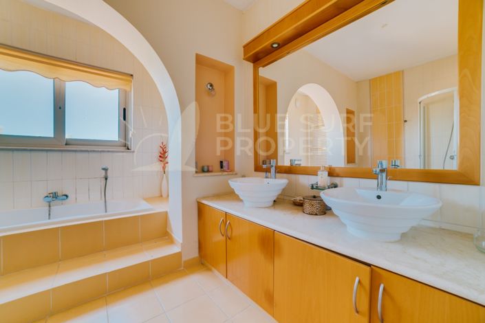 Image No.38-Villa de 7 chambres à vendre à Protaras