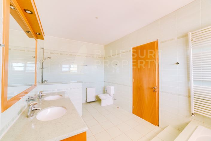 Image No.43-Villa de 7 chambres à vendre à Protaras