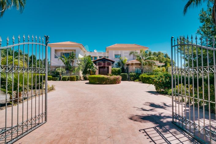 Image No.48-Villa de 7 chambres à vendre à Protaras