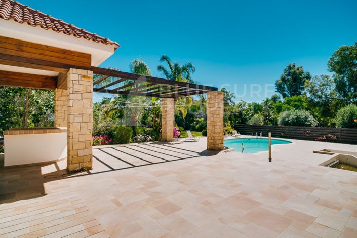 Image No.9-7 Bed Villa for sale