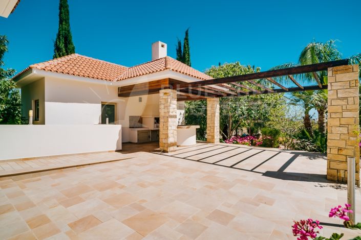 Image No.10-Villa de 7 chambres à vendre à Protaras