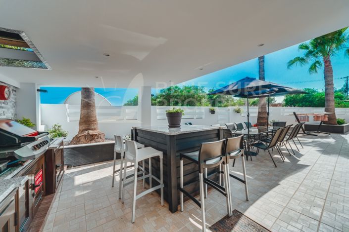 Image No.42-4 Bed Villa for sale