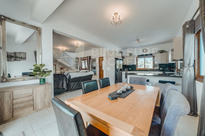 Image No.8-4 Bed Villa for sale