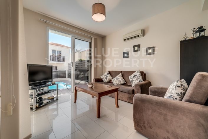 Image No.3-Villa de 2 chambres à vendre à Pernera