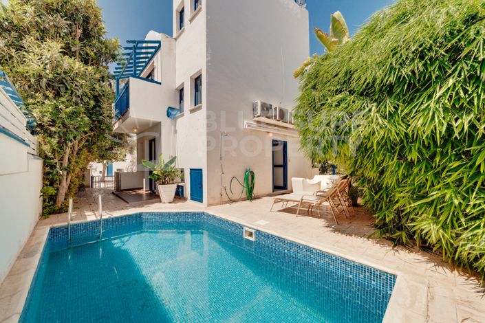 Image No.27-3 Bed Villa for sale