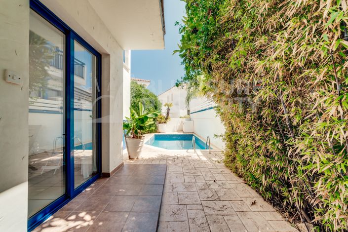 Image No.29-3 Bed Villa for sale