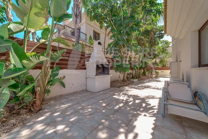 Image No.35-4 Bed Villa for sale