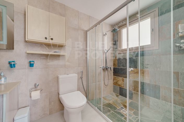 Image No.38-5 Bed Villa for sale