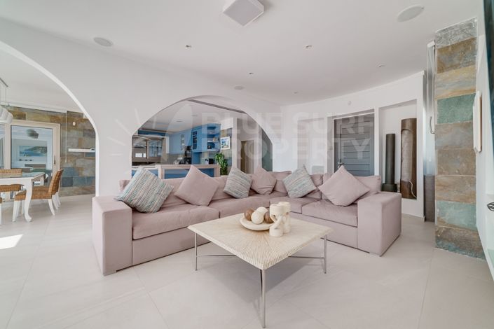 Image No.6-5 Bed Villa for sale