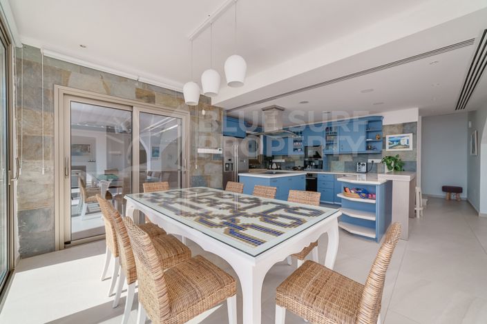 Image No.9-5 Bed Villa for sale