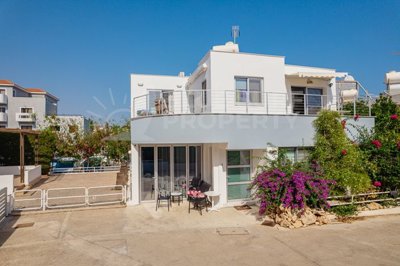 1 - Famagusta, Villa