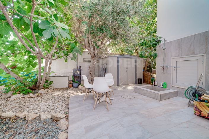 Image No.27-4 Bed Villa for sale