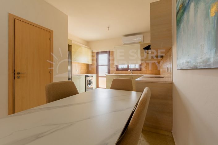 Image No.5-2 Bed Townhouse for sale