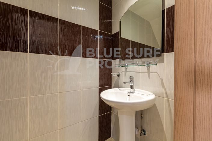 Image No.8-2 Bed Townhouse for sale