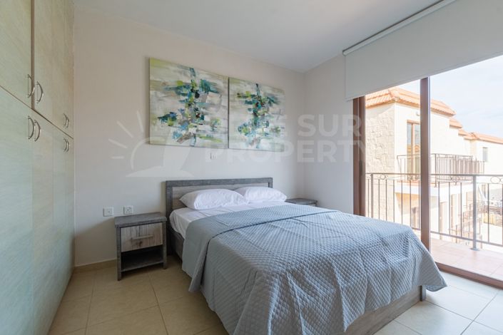 Image No.9-2 Bed Townhouse for sale