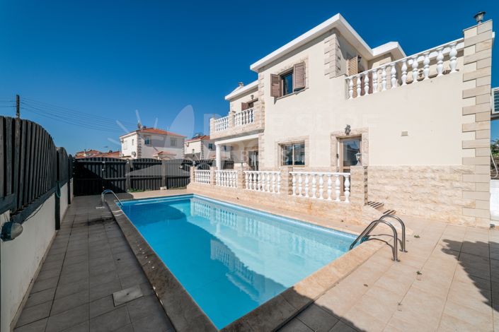 Image No.26-4 Bed Villa for sale