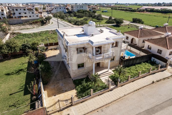 Image No.38-4 Bed Villa for sale