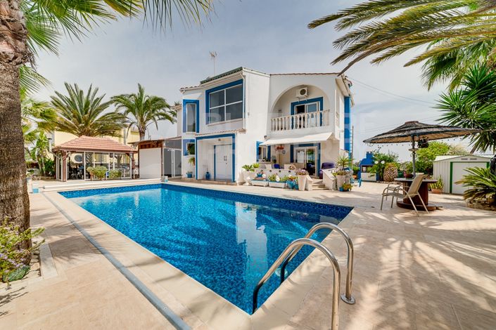 Image No.4-Villa de 3 chambres à vendre à Pernera