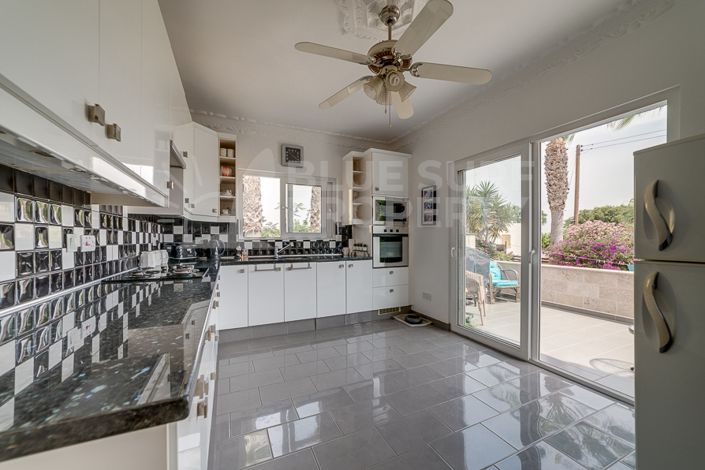 Image No.10-Villa de 3 chambres à vendre à Pernera