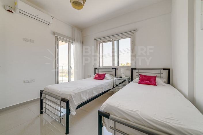 Image No.17-3 Bed Villa for sale