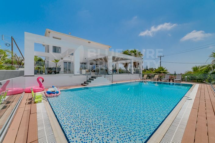 Image No.25-3 Bed Villa for sale