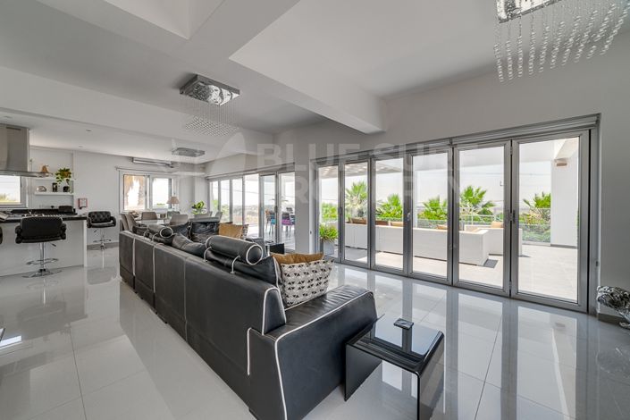 Image No.4-3 Bed Villa for sale