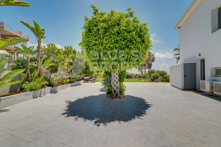 Image No.31-3 Bed Villa for sale