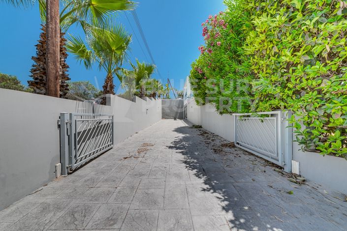 Image No.36-3 Bed Villa for sale