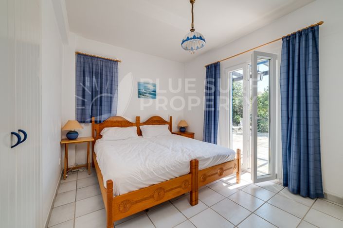 Image No.20-3 Bed Villa for sale